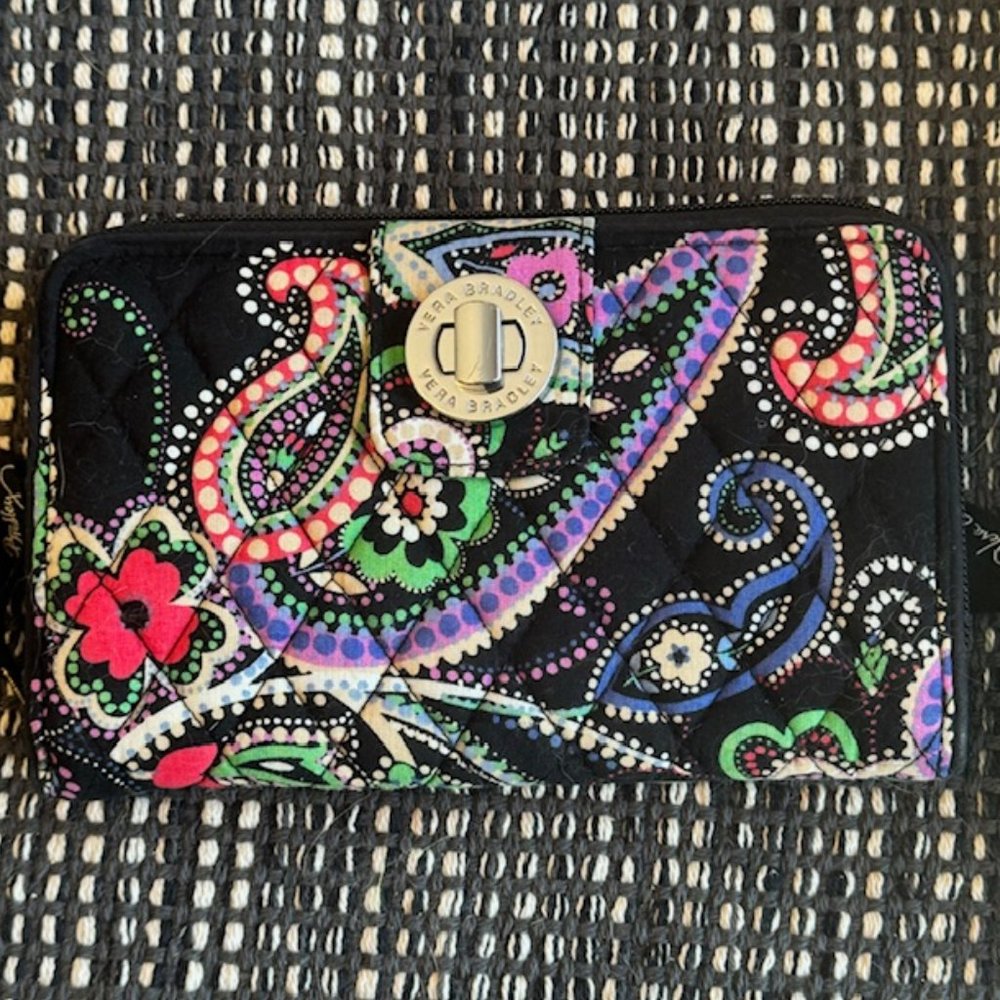 Vera Bradley KIEV PAISLEY Turn-lock Wallet Clutch